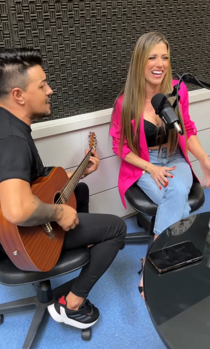 Postagem de Rádio Feliz 89
