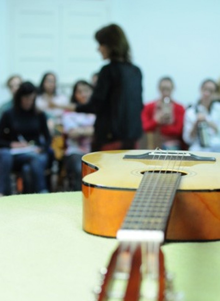 Postagem de Escola de Música Josélia Ferla